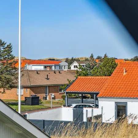 Holstvej 21 *