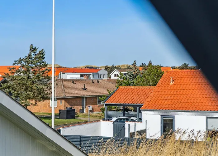 Holstvej 21 *